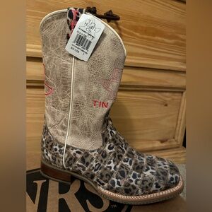 Tin Haul boots size 7 Big Kids!  Leopard Print